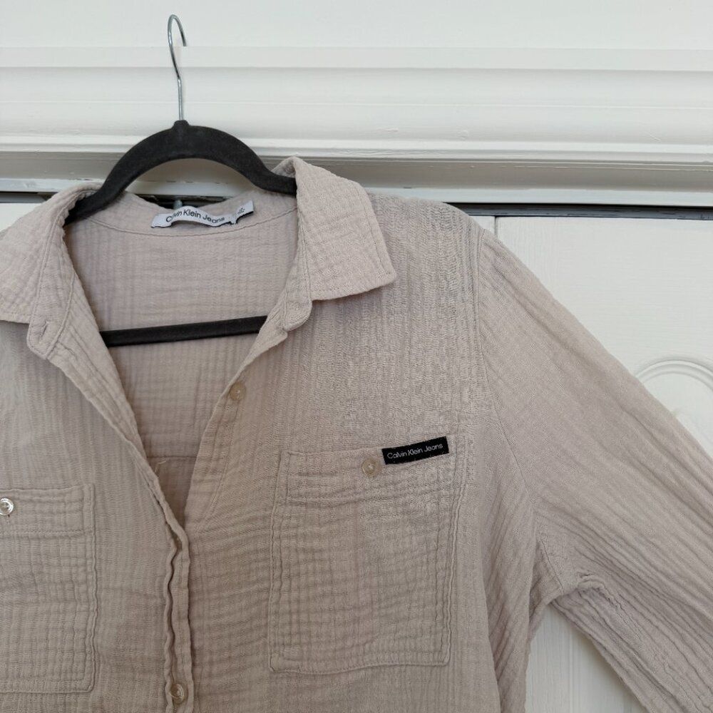 Calvin Klein Textured Beige Button-Up Shirt – Casual Overshirt